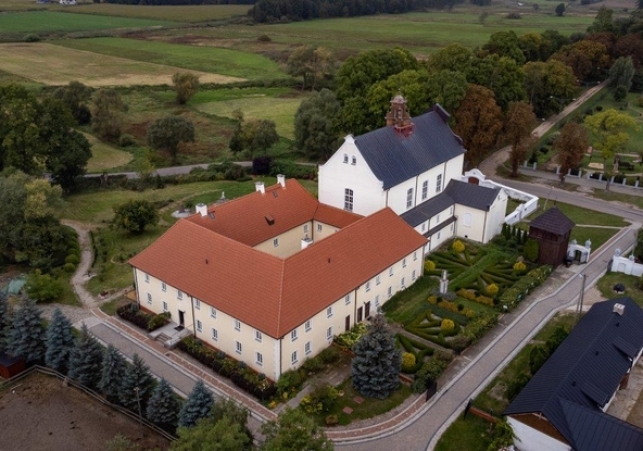 Klasztor w Ratowie
